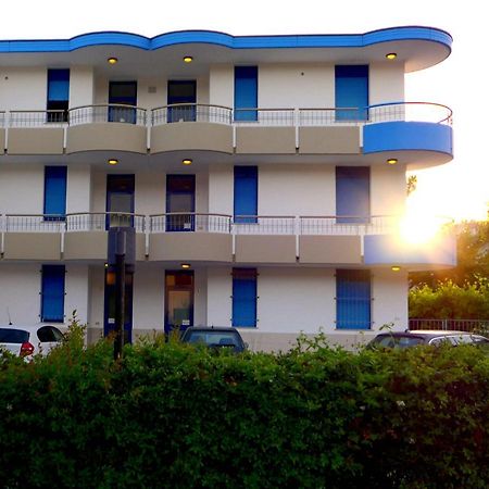 Residence Il Sole Porto Corsini Extérieur photo